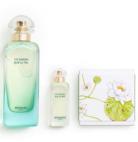 hermes hand soap bar|Hermes un jardin soap set.